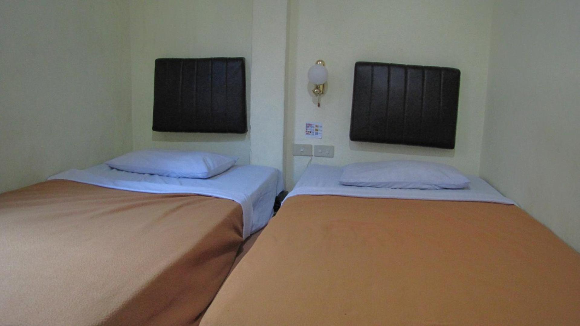 Hotel Mitra Garden Pangkal Pinang Zewnętrze zdjęcie